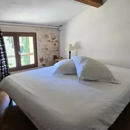 Zecamping 3 Etoiles Pet Friendly Et Piscine Avec Acces Direct A Un Camping *